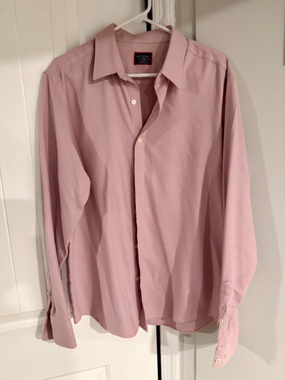 UNTUCKit Wrinkle Free Pink Button Up Dress Shirt Men's Size Large Slim